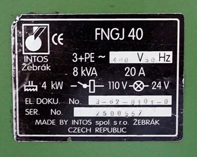 Intos FNGJ 40 - Werkzeugfräsmaschine