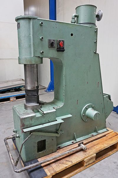 Reiter K23 - Pneumatischer Schmiedehammer